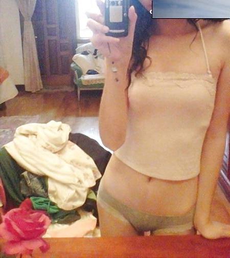 20P The Beauty of Amateur Asian College Teens