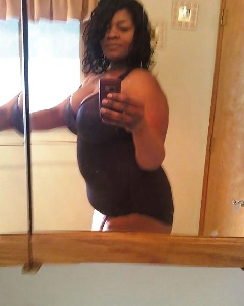 25P ALL KIND OF MATURE BLACK WOMEN PT.4