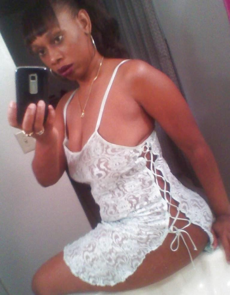 25P ALL KIND OF MATURE BLACK WOMEN PT.4