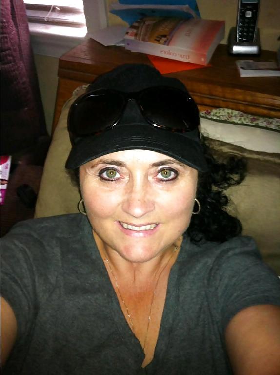 10P Gorgeous Wife