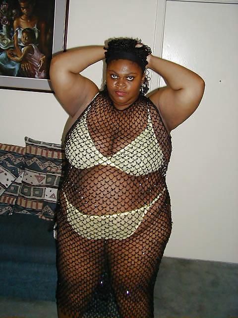 10P Big Black Beauties