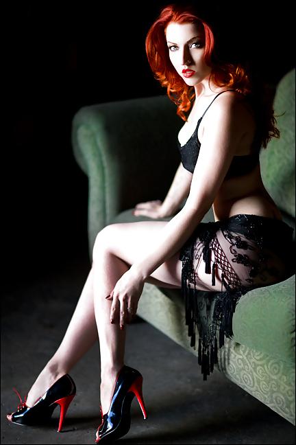 25P Redheads, red hair. Rusty top (and bottom) beauties.
