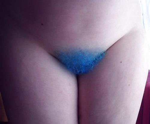 11P BBw Hairy Blue
