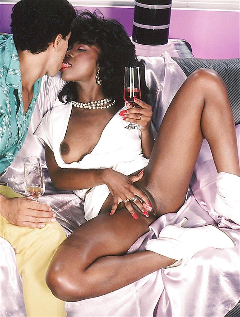 25P Vintage black pornstar Sade