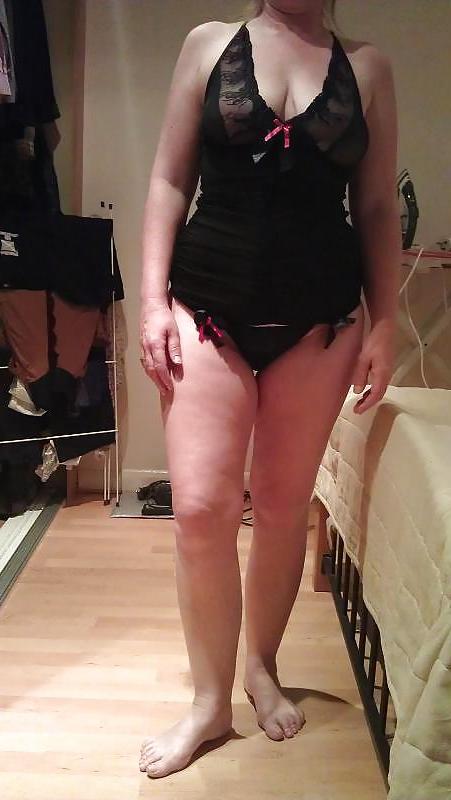 9P Real horny wet British MILF wife
