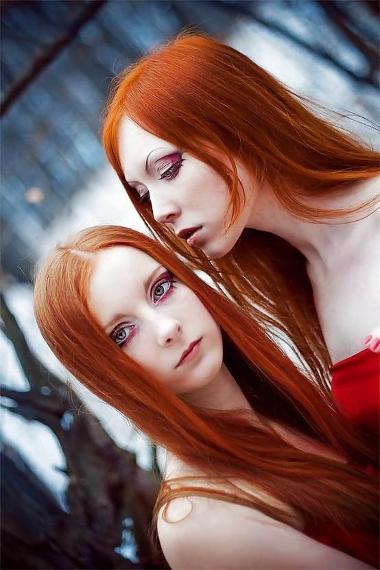 25P Sexy red heads (2)