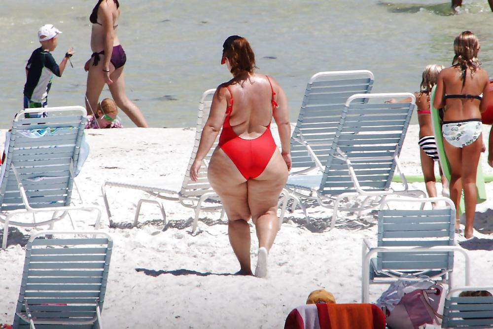 5P BBW Beach Ass