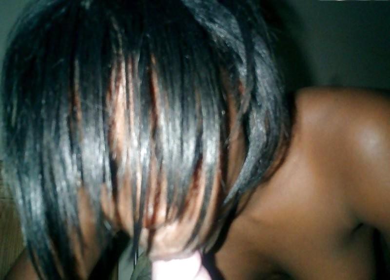 20P La negra puta y sabrosa, a black whore and tasty