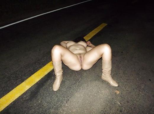 7P Gordinha exibida - hot bbw public outdoor river
