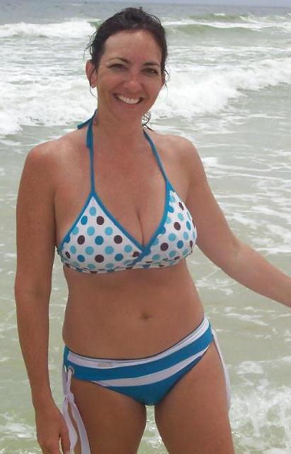 15P Big Boob and BBW Bikini (some matures)