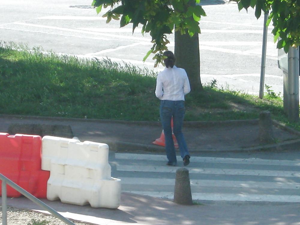 9P Picture amateur by me. Ass of my teacher and my neighbor.