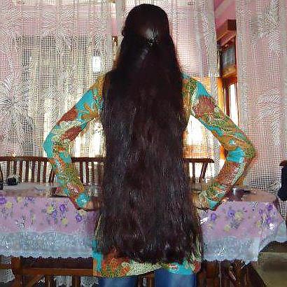 23P Indian Long Hair Auntys And Girls 