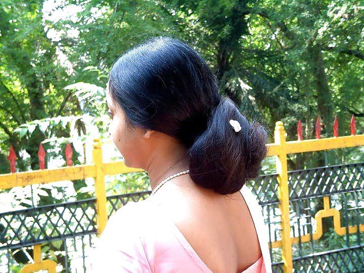 23P Indian Long Hair Auntys And Girls 
