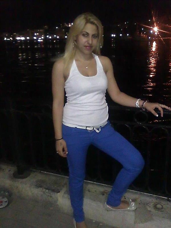 4P Turkish blonde with big tits