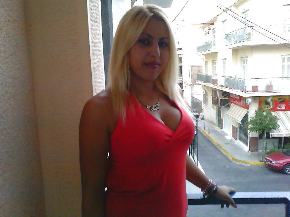 4P Turkish blonde with big tits