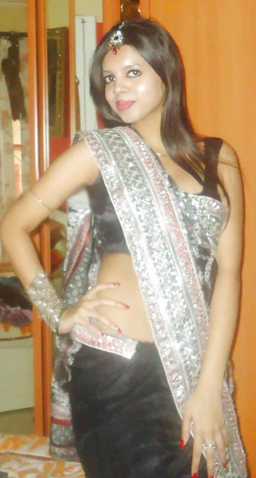 25P Rare sweet girls in saree and bikini: Collected from net