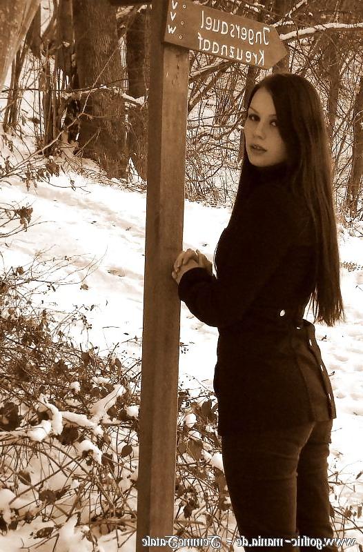 21P Gothic Beauties I