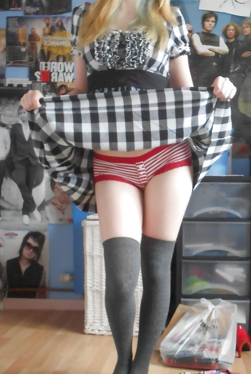 20P British teen babe