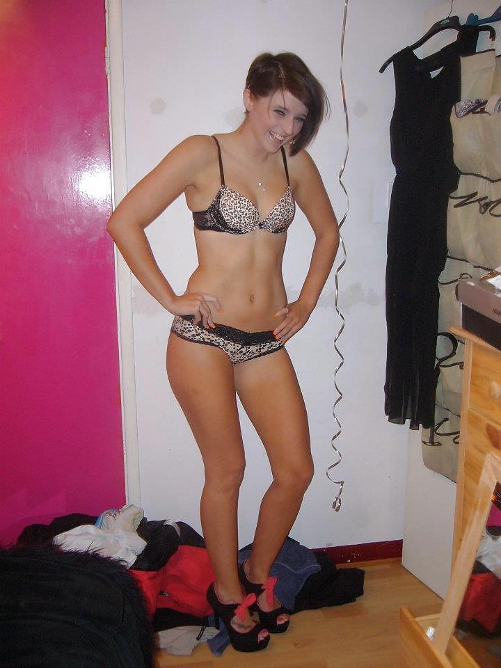 16P Samantha Louise British Slut