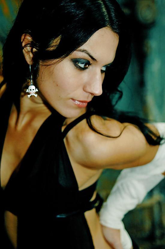 25P Gothic Rock Singers