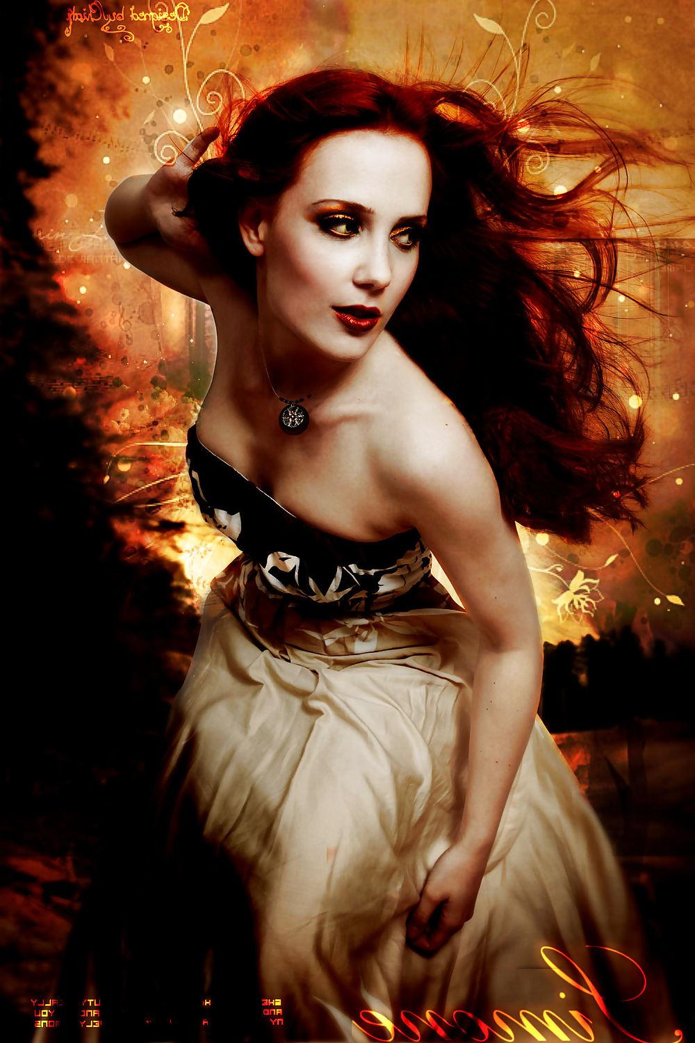25P Gothic Rock Singers