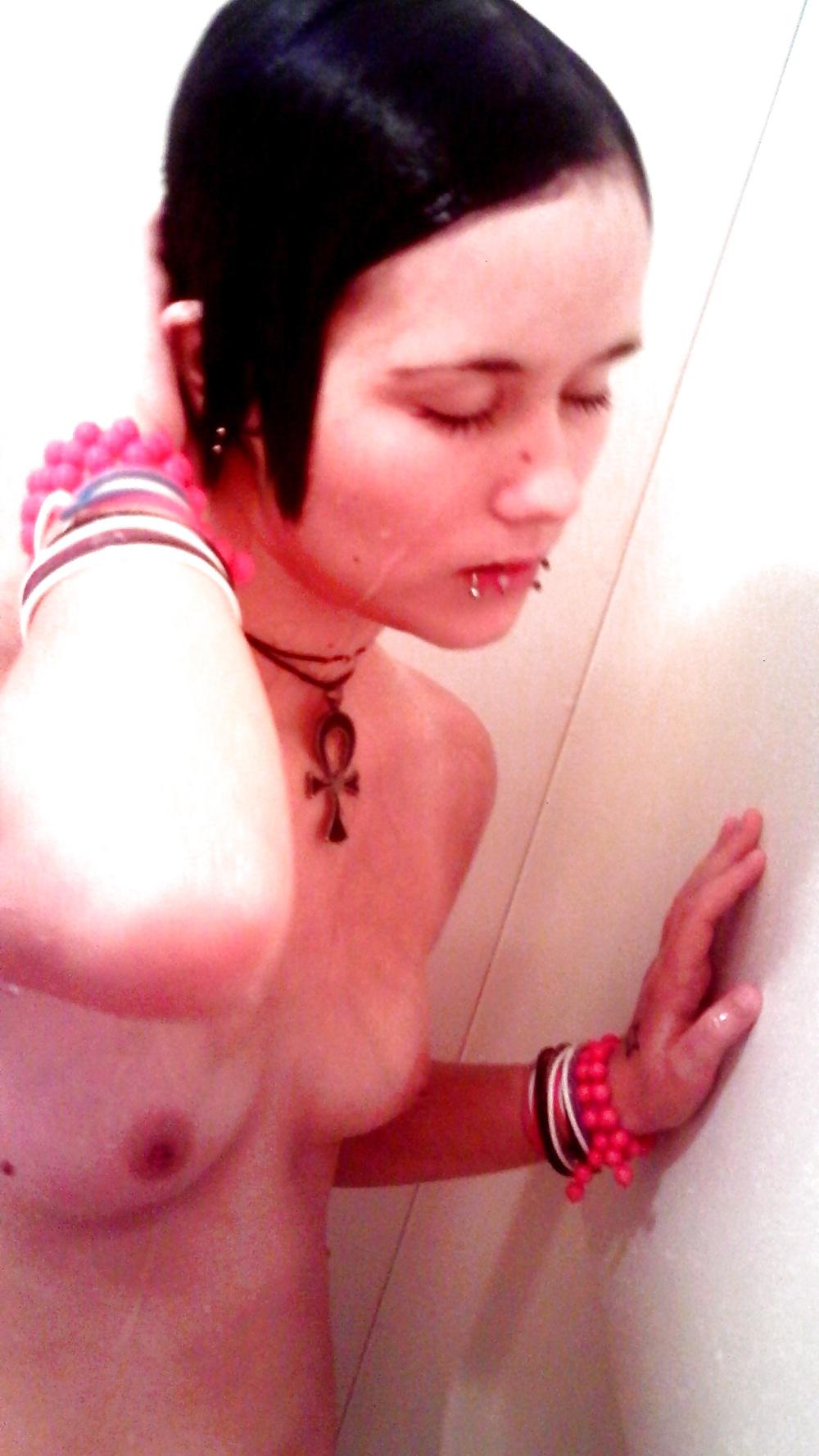 25P Shower time with Zackie