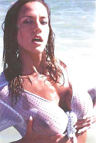 17P Amber Deluca