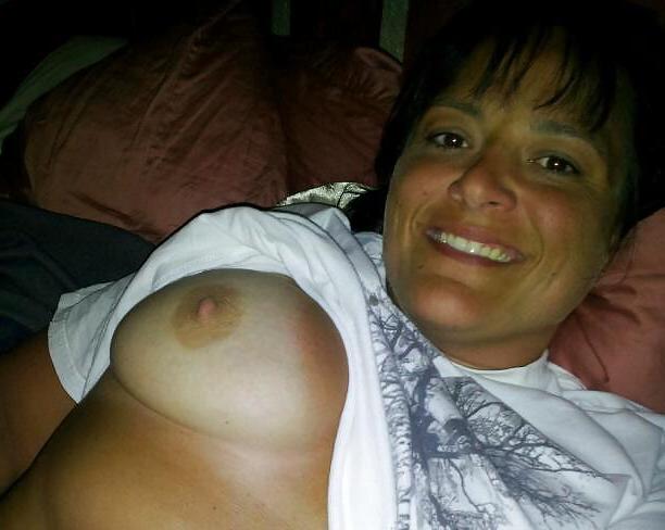 25P Mature BBW Wife