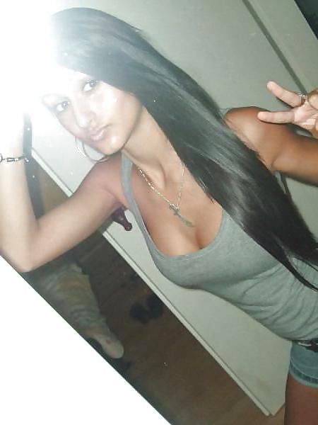 25P Turkish Arab Teen Nudes