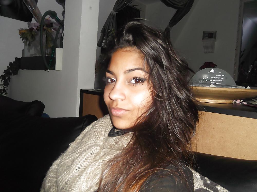 25P Turkish Arab Teen Nudes