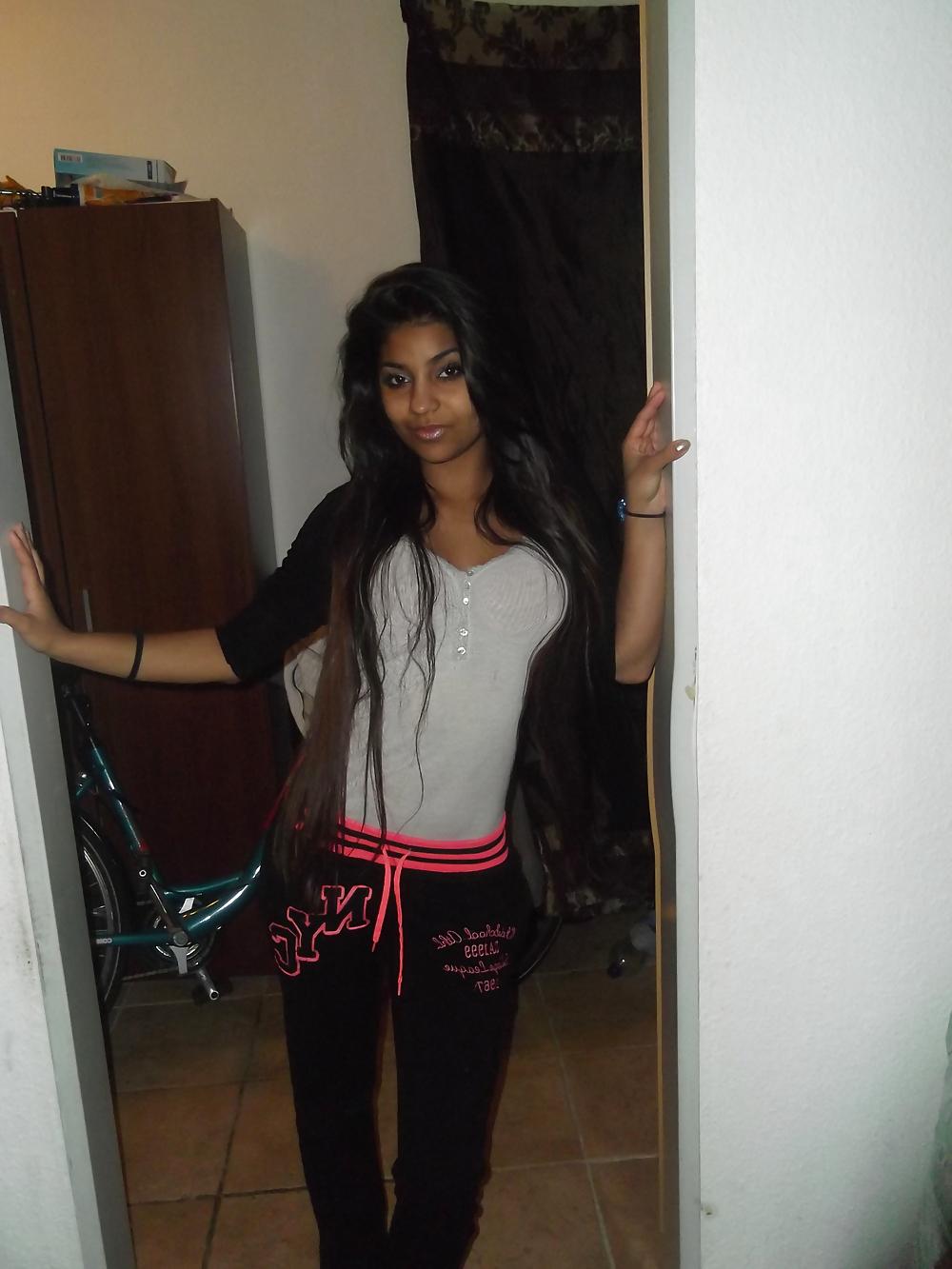 25P Turkish Arab Teen Nudes
