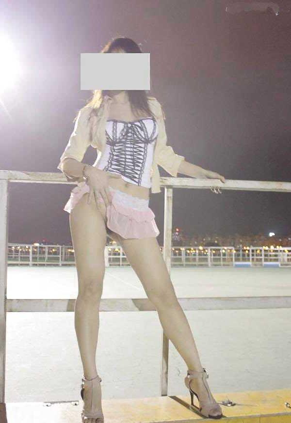 16P Asian Slut Wife Outside