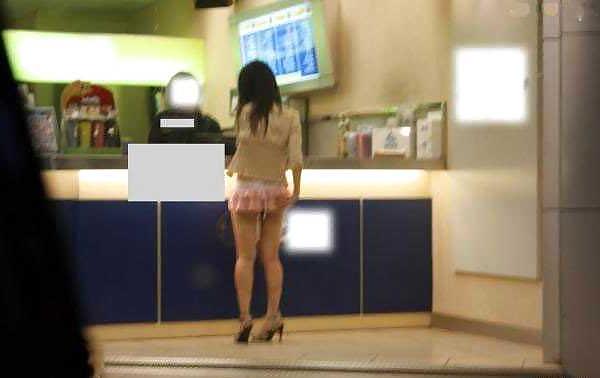 16P Asian Slut Wife Outside