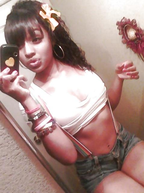 25P Amateur Black Girls 4