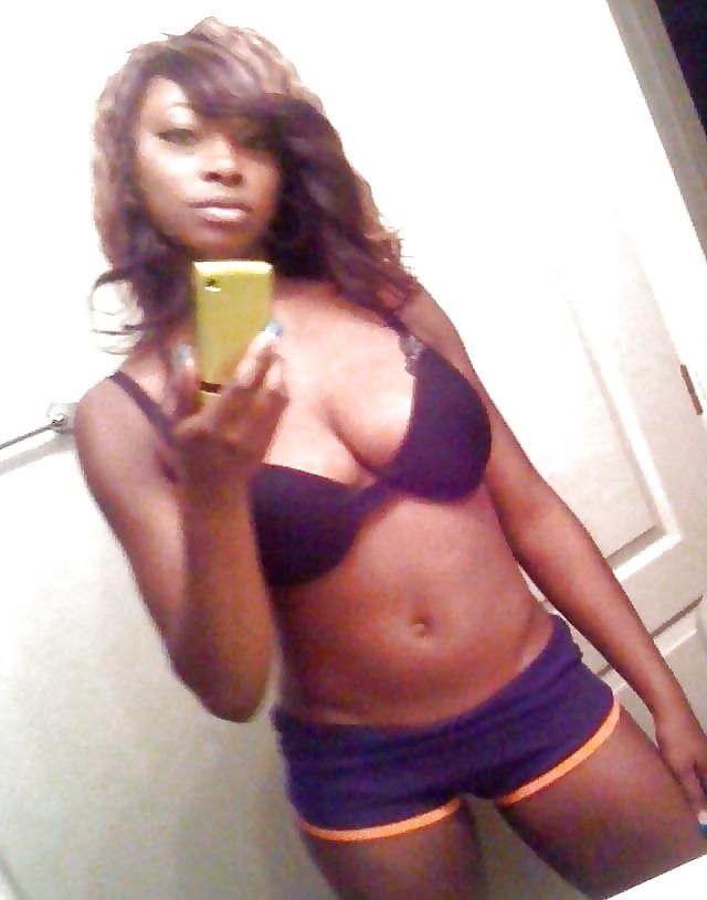 25P Amateur Black Girls 4