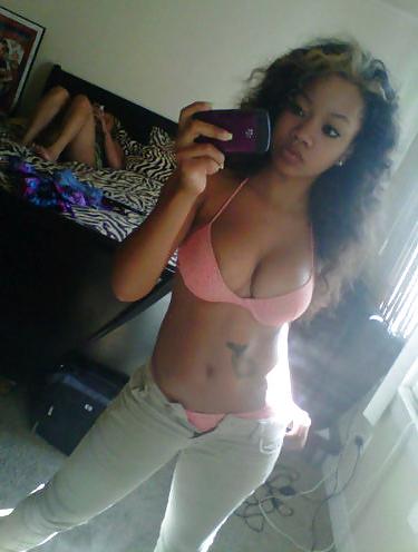 25P Amateur Black Girls 4