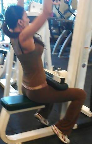 6P Hot Milf Neighbor Visible Panty Line