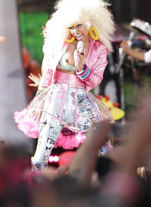 18P Nicki Minaj GMA Nip Slip Photos
