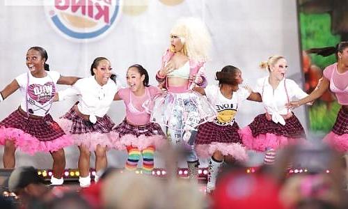 18P Nicki Minaj GMA Nip Slip Photos