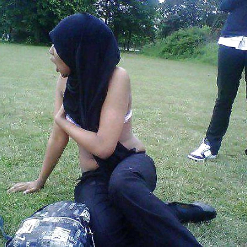 5P Arab turkish women 40