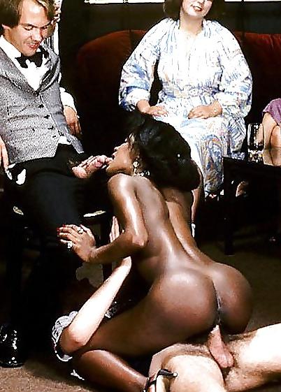 21P BLACK CHICK ON WHITE DICK p2
