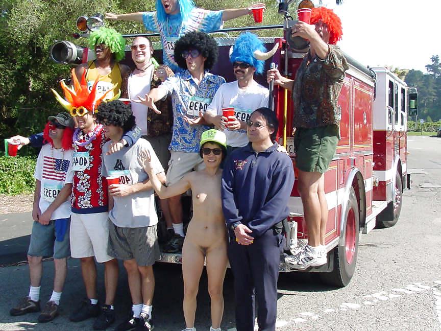23P EROTIQUE the asian exhibitionist