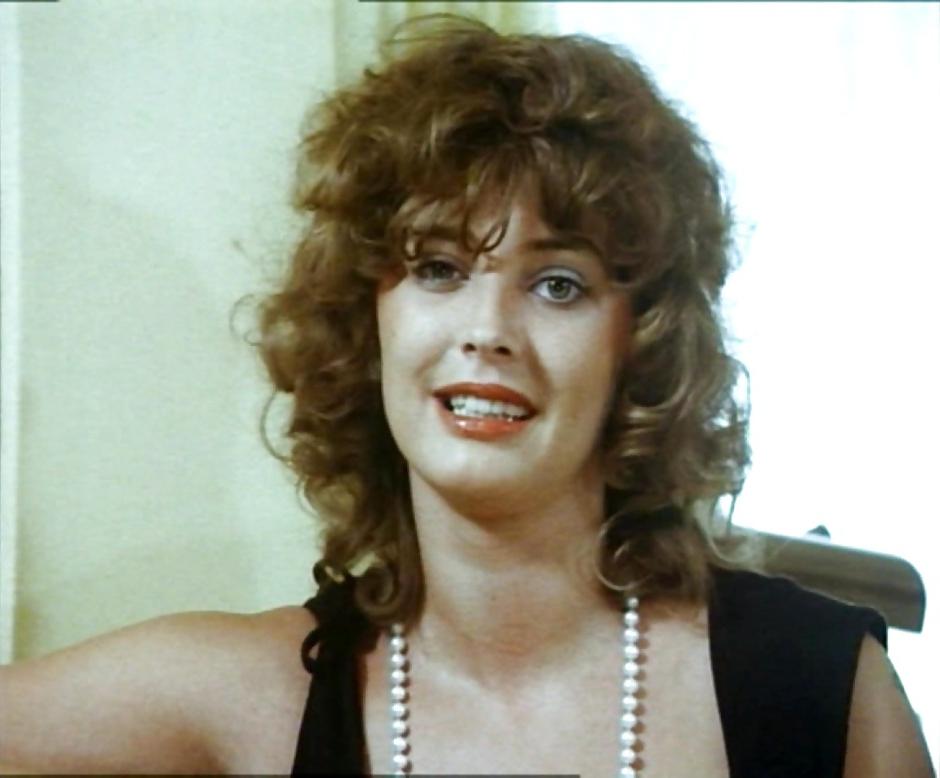 25P Sexy Retro Babe - Carmen Chevalie