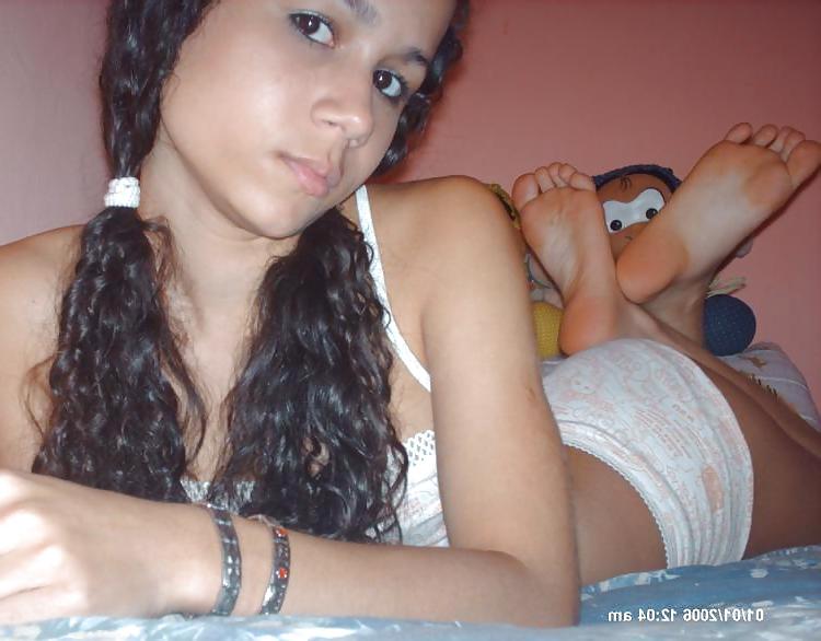 25P Teens feet,and bodys