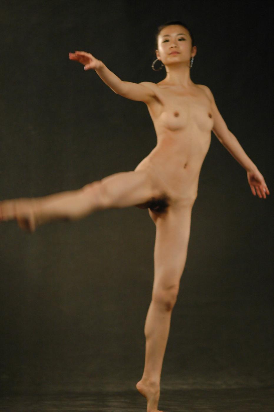 25P ASIAN NUDE BALLERINA STUDIO SHOTS (LL)