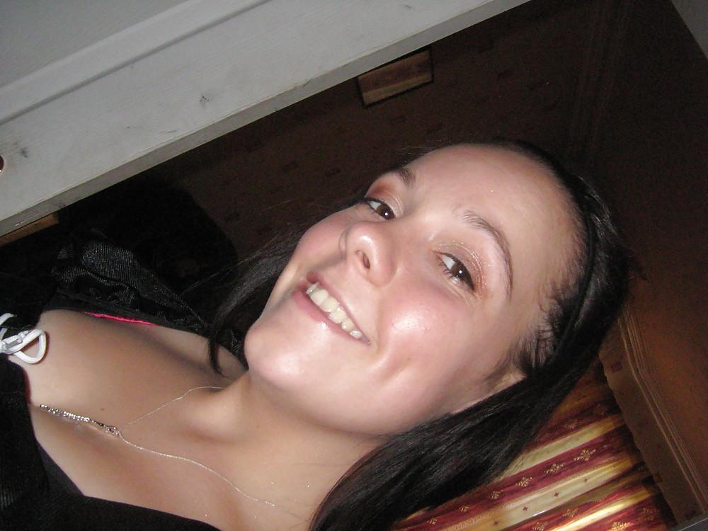 8P Mike Cums On British GF Sue