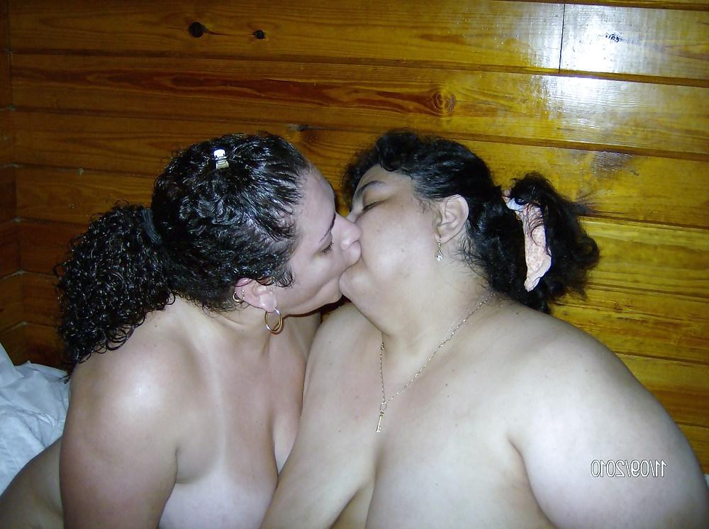 25P My HOT BBW wife and Friends