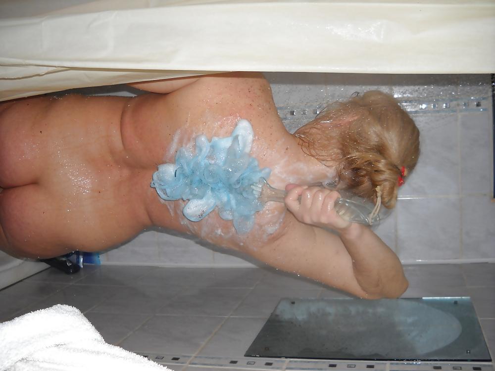 8P Wife shower