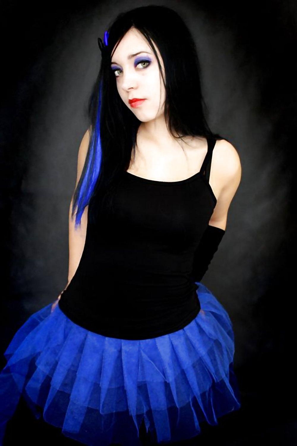 23P Gothic beauties 12