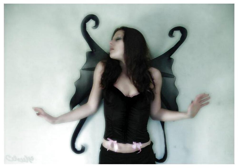 23P Gothic beauties 12